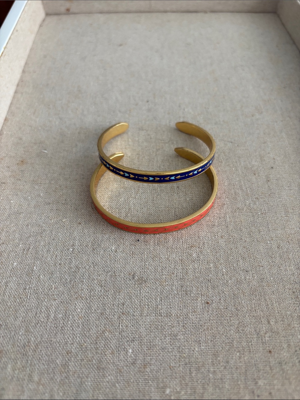 Stella & Dot Manchester Enamel Cuff Bracelet Set - Picture 9 of 10